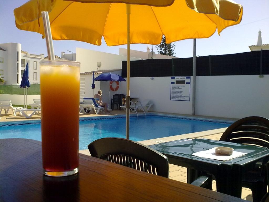 Apartamentos Sereia Da Oura Αλμπουφέιρα Εξωτερικό φωτογραφία