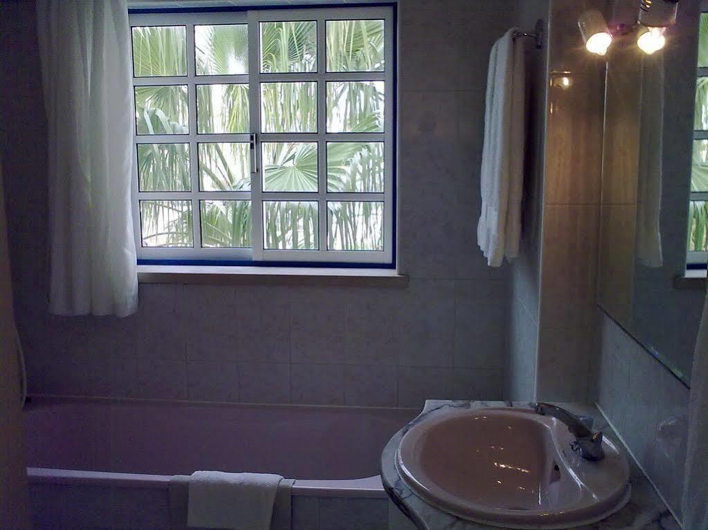 Apartamentos Sereia Da Oura Αλμπουφέιρα Εξωτερικό φωτογραφία