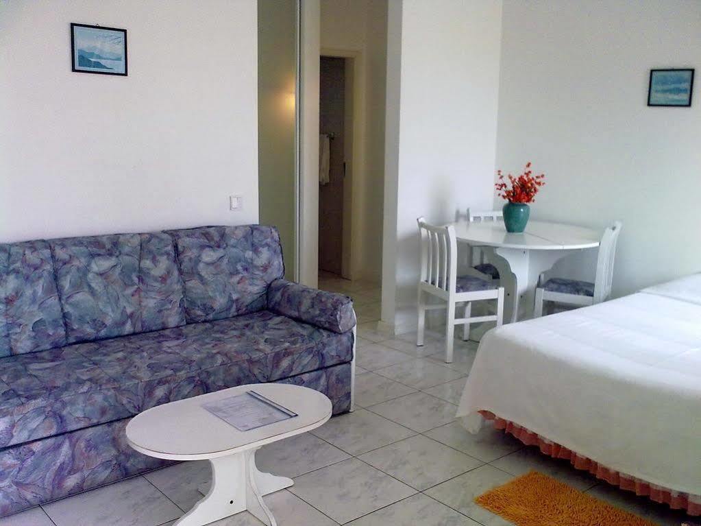 Apartamentos Sereia Da Oura Αλμπουφέιρα Εξωτερικό φωτογραφία